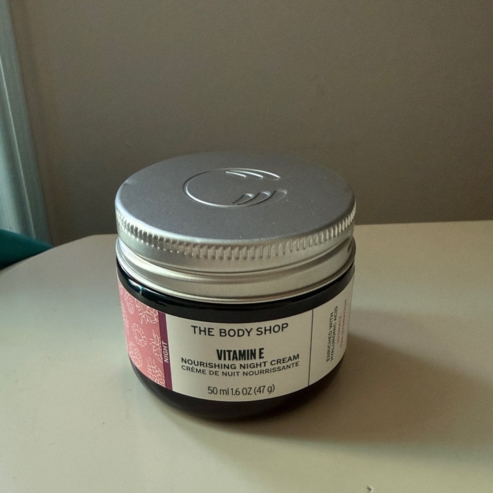 The Body Shop Vitamin E Cream